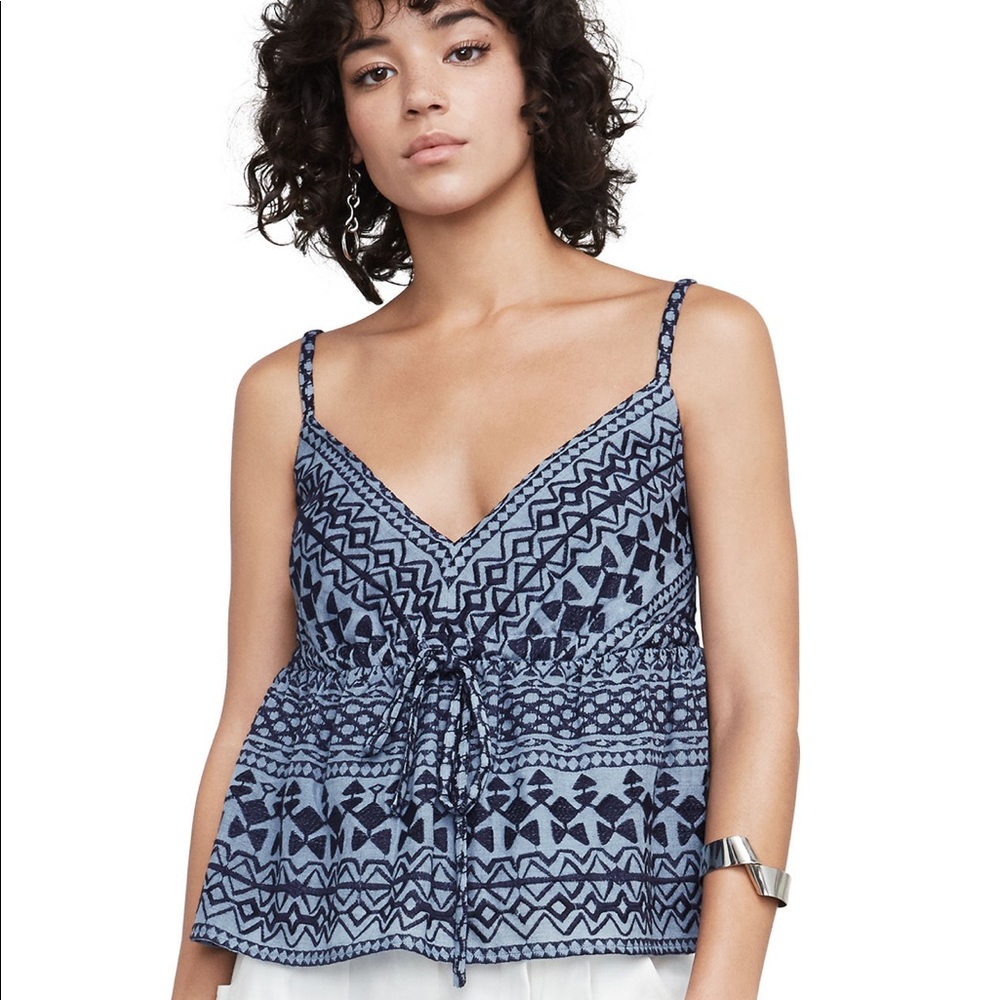 BNWT Bcbgmaxazria Emeli embroidered top
